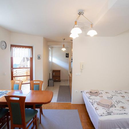 Apartment Tinka קרנייסקה גורה חדר תמונה